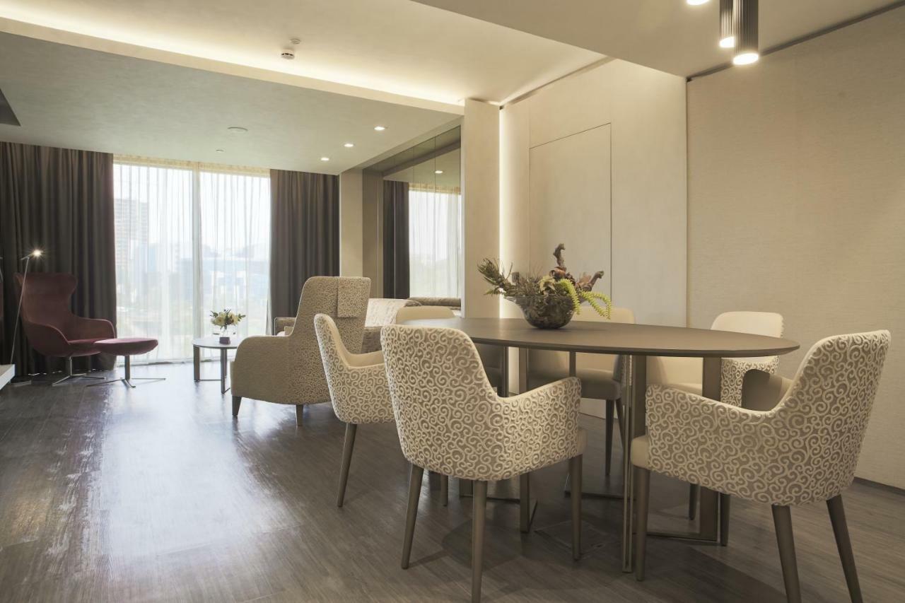 The Legacy Luxury Hotel, 알제 외부 사진